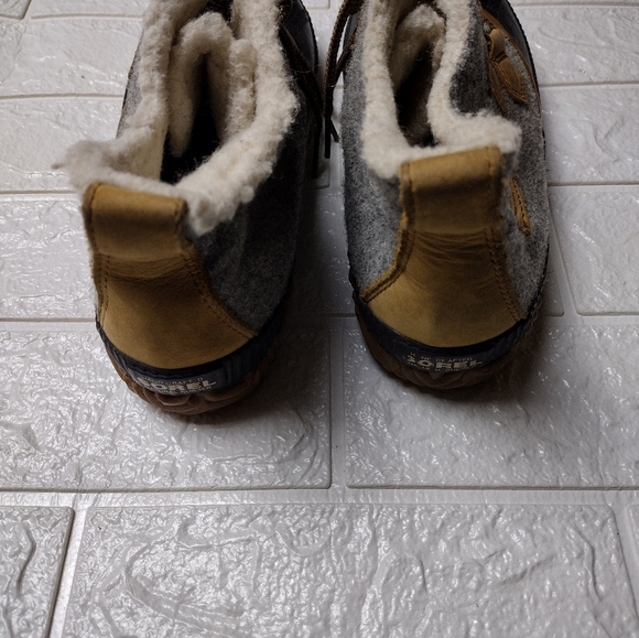 Sorel  Duck Boots Out N About Plus Womens Sz 7.5 Gray Tan Waterproof NL3150-052 - Picture 5 of 9